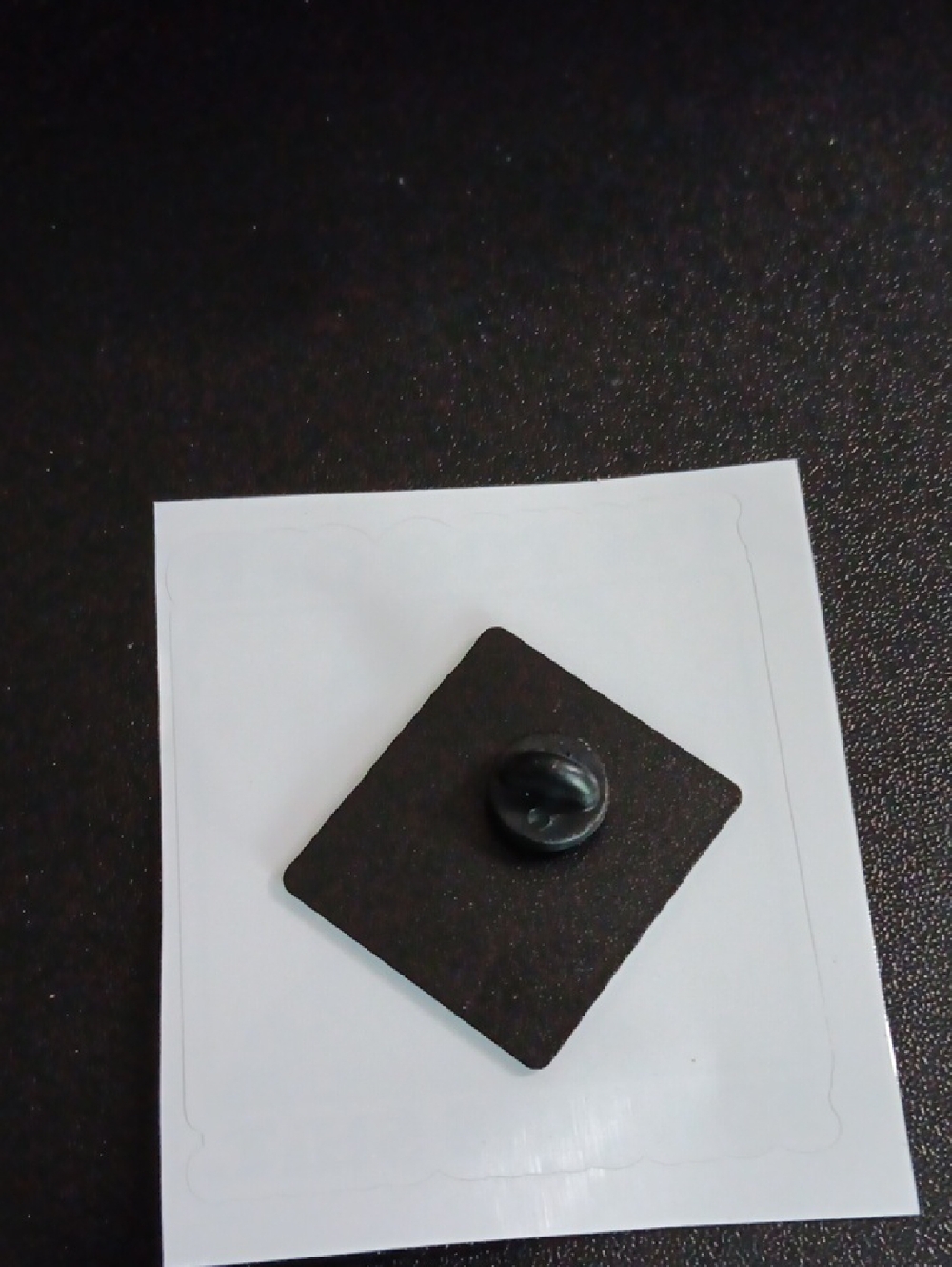 Brooch & Sticker (New) - Picture 4 of 4